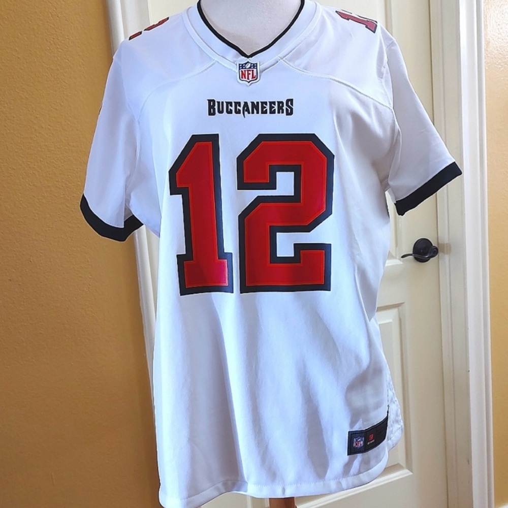 NFL Tom Brady #12 Buccaneers Jersey - Picture 2 of 5